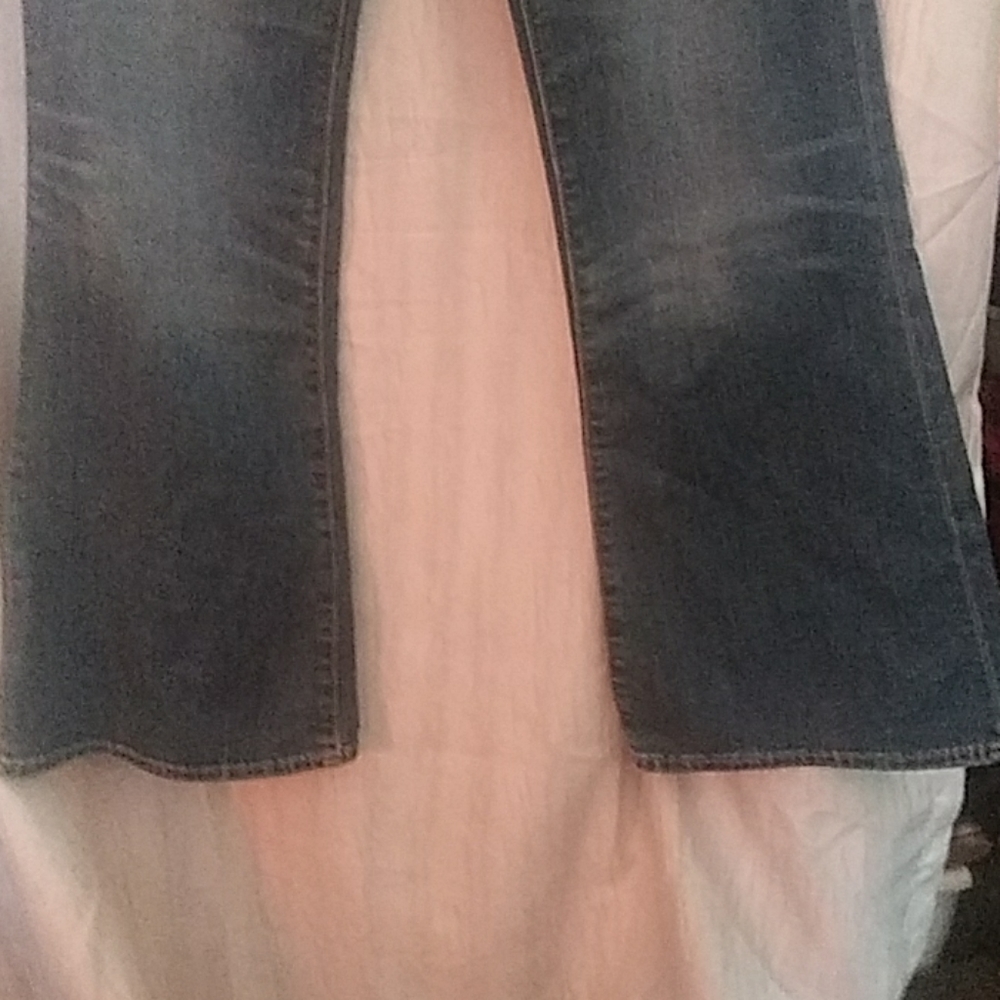 Jeans - Picture 2 of 3